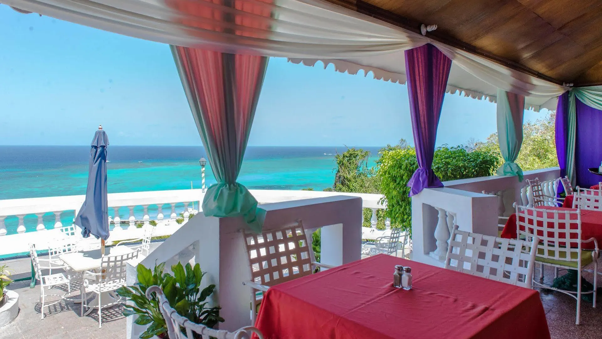 Skymiles Beach Suite 몬테고 베이 아파트